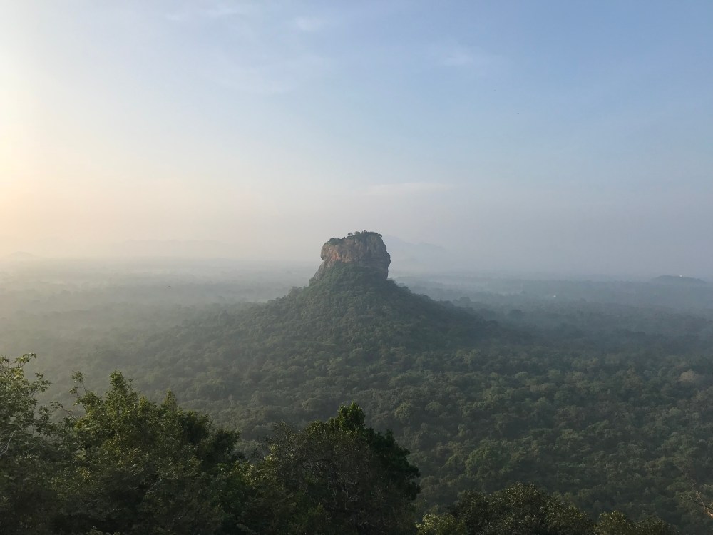 Sigyiria rock (1)